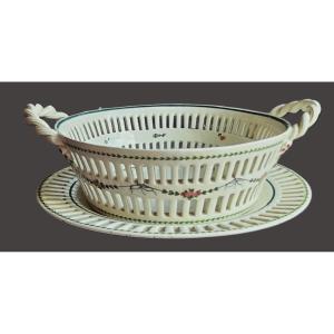 corbeille et son dormant en faience ajourée et peinte Bassanello Italie datés février 1964