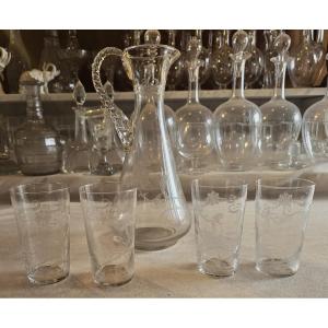 ensemble aiguière et 4 verres Art  Nouveau verre souffé et gravé