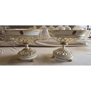 Pair Of Openwork Pedestal Cups With Armorial Decoration, Paris Porcelain, 19th Century
