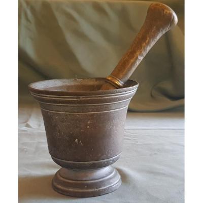 Old Bronze Mortar And Its Pestle