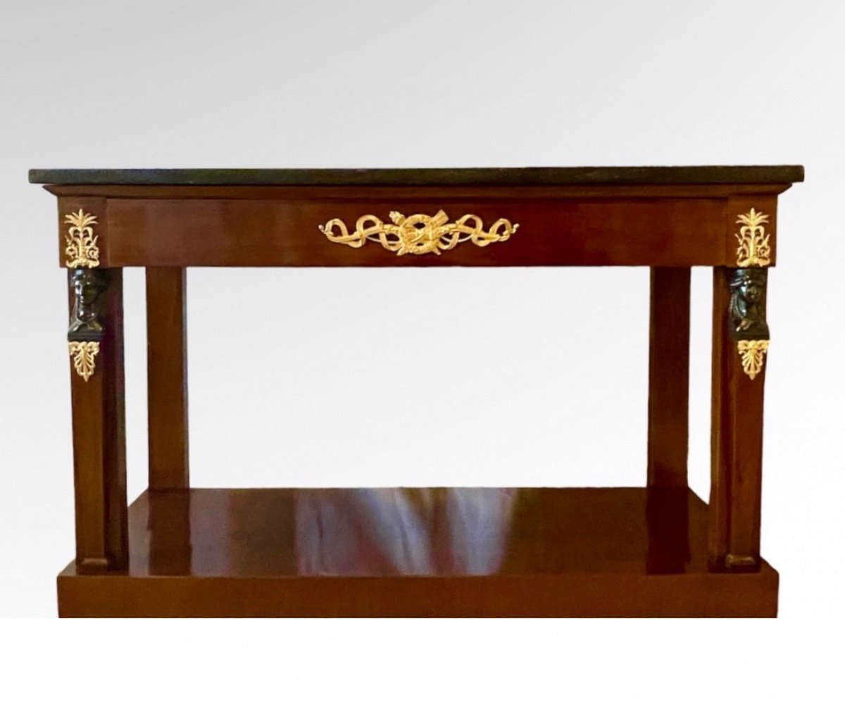 Console D’époque Empire En Acajou Et Placage D’acajou. Début Du XIXe Siècle. 