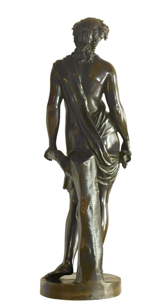 Grande figure en bronze patiné figurant une Bacchante. XIXe siècle. -photo-2