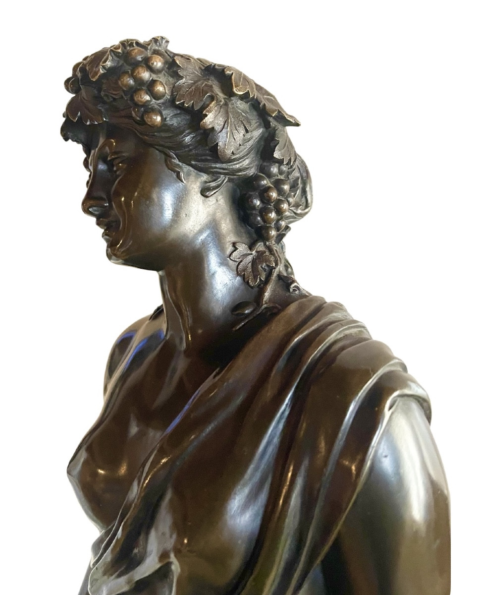 Grande figure en bronze patiné figurant une Bacchante. XIXe siècle. -photo-6