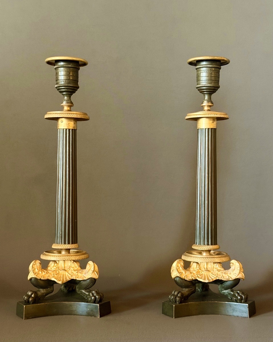 Paire de flambeaux d’époque  Restauration en bronze patiné et doré. Vers 1820-photo-2