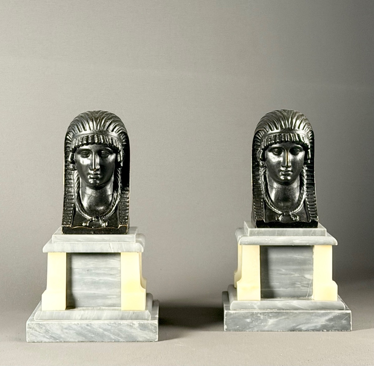 A Pair Of Empire Patinated Bronze Figures Depicting Egyptian Female Heads-photo-2