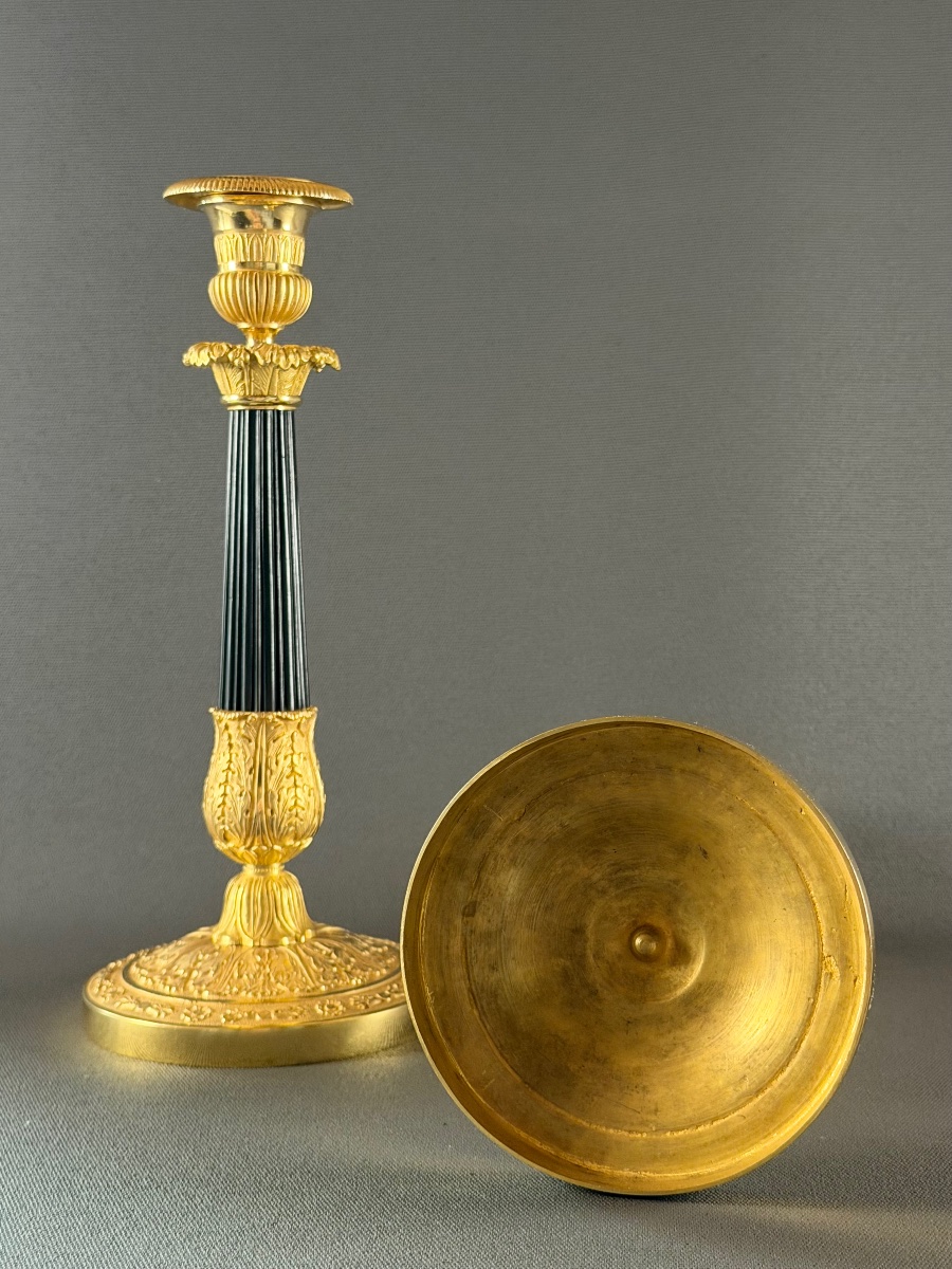 A Pair Of French Restoration Gilt And Patinated Bronze Candlesticks, Circa 1830.-photo-4