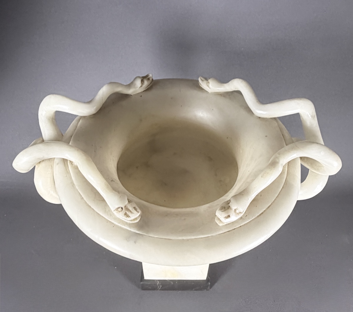 Neoclassical Alabaster Tazza . Italy, Late 19th Century-photo-4