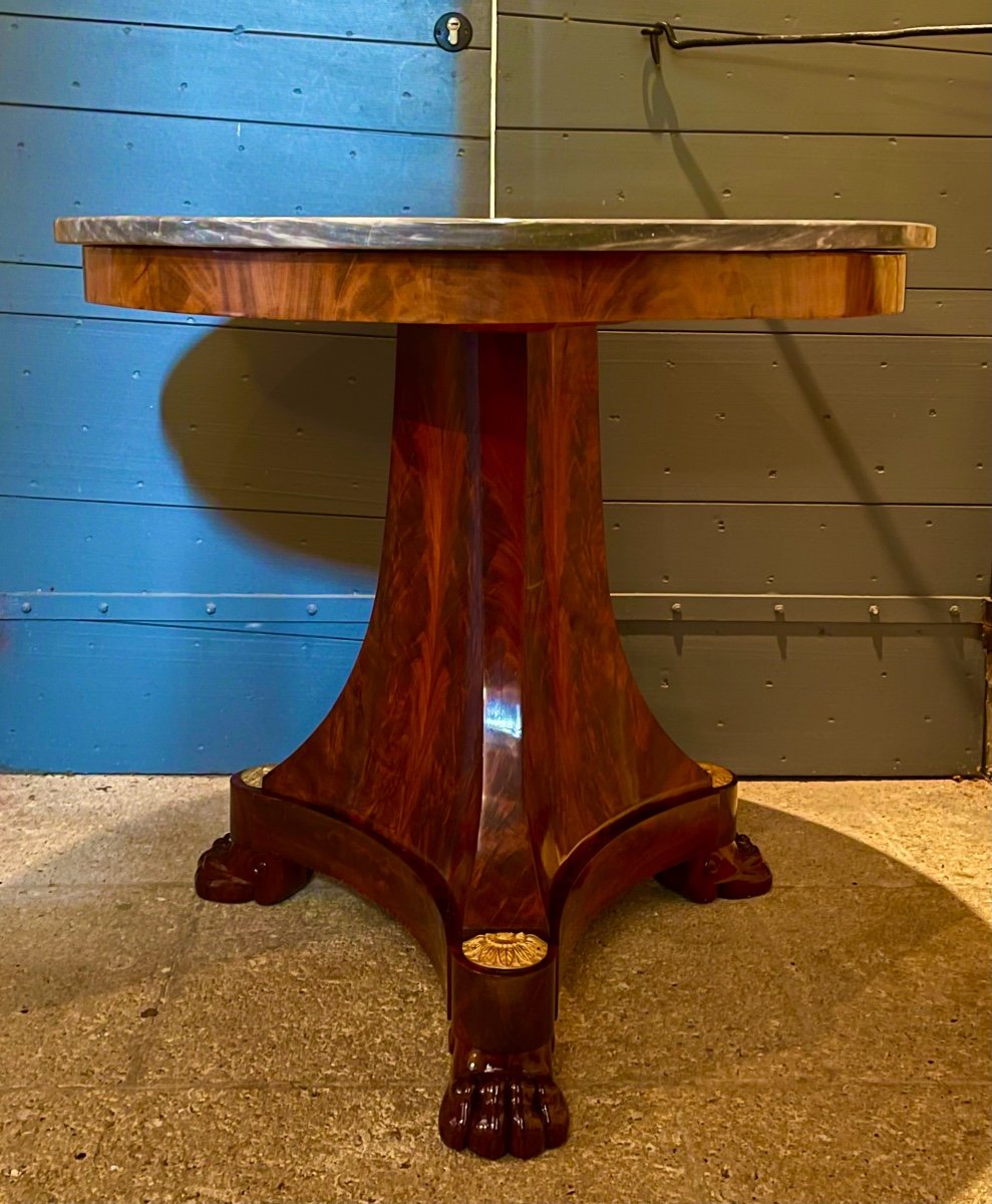 An Empire Period Round Mahogany And Mahogany Veneer Pedestal Table. Early 19th Century. -photo-2