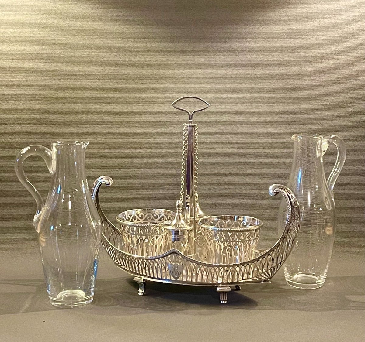 Huilier Empire Et Ses Bouchons En Argent Et Verre Par Orfèvre JBC. Paris, 1798-1809-photo-1