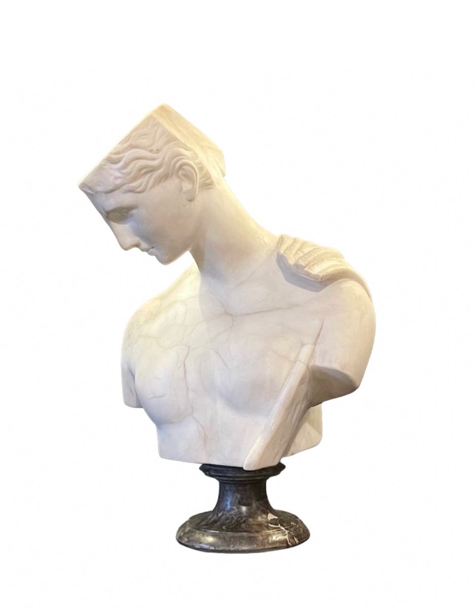 A Neapolitan White Marble Bust Of Psyche Of Capua. Late 18th Century. -photo-3