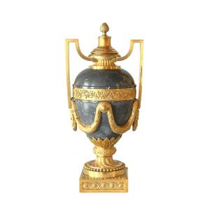 Grand Vase Amphore De Style Louis XVI En Bronze Doré Et Marbre Turquin. 