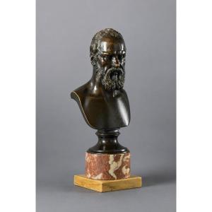 Buste en bronze à patine brune représentant Socrate. Vers 1830.