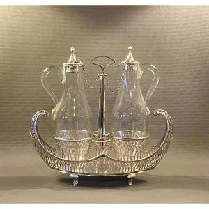 Huilier Empire Et Ses Bouchons En Argent Et Verre Par Orfèvre JBC. Paris, 1798-1809