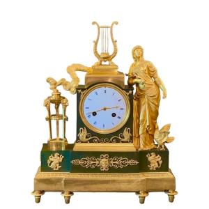 Importante Pendule D’époque Empire Figurant Erato. Antoine-André Ravrio. 