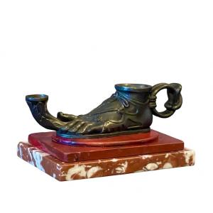 A Grand Tour Patinated Bronze Oil Lamp. Early 19th Century.