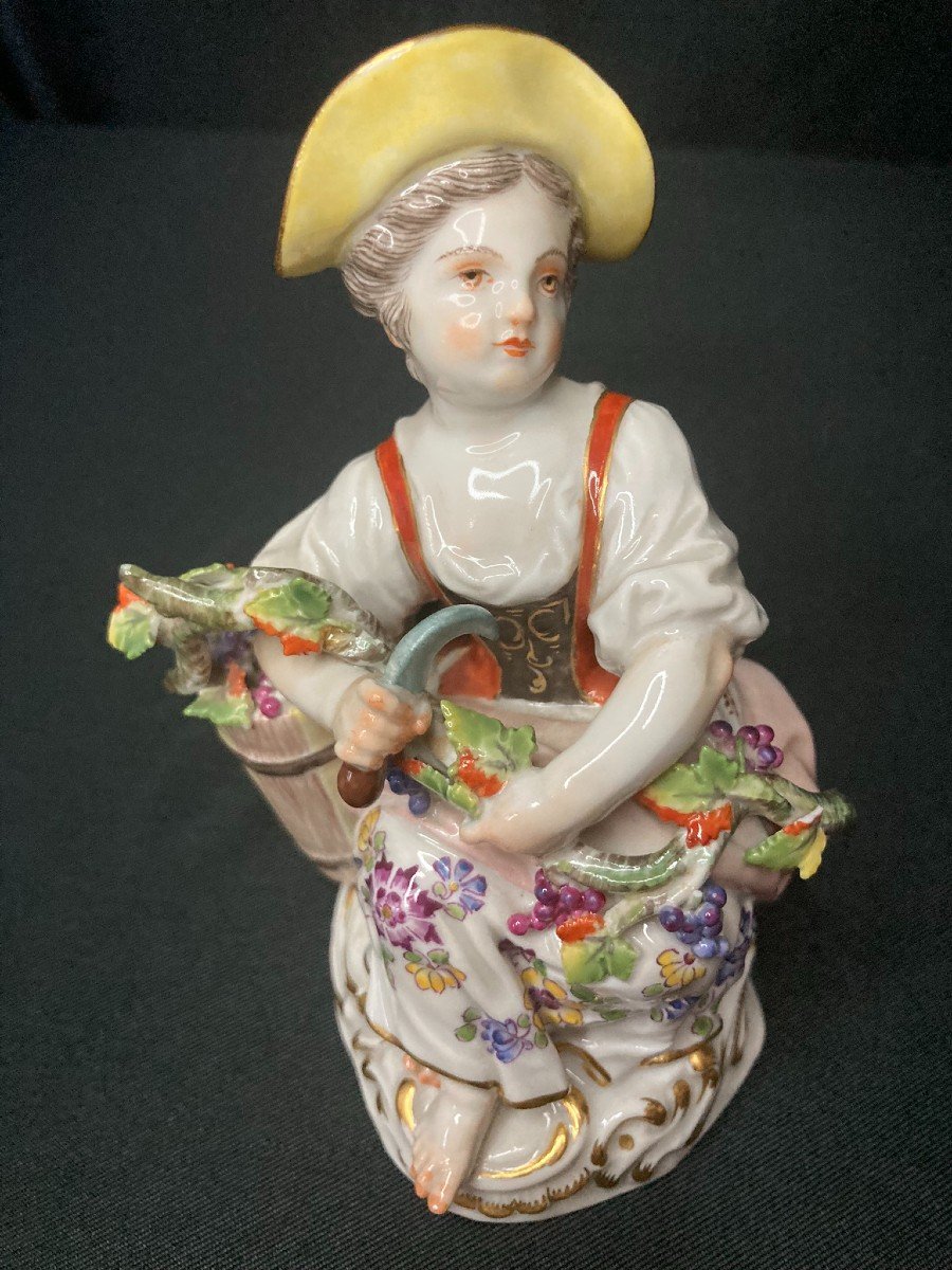 Collectible Meissen Subject Porcelain Girl With Grapes 20th-photo-4