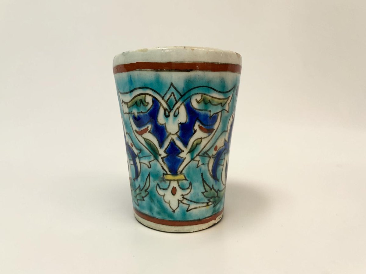 Iznik, Ancien Gobelet Faïence Polychrome XIXème