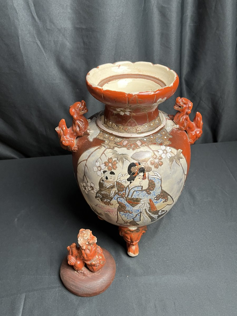 Satsuma Covered Tripod Vase In Polychrome Earthenware, Meiji Period, 19th Century-photo-4