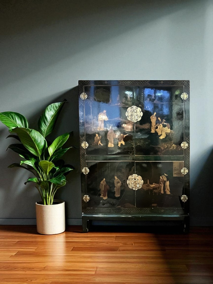 Asia, Cabinet Furniture Lacquered Wood Rich Decoration Animated Scenes 20th Century