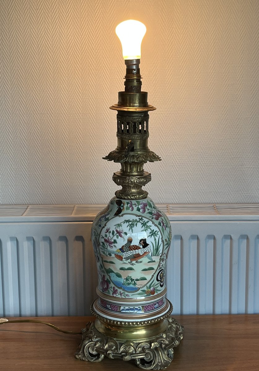 Chine, important pied de lampe à huile porcelaine et bronze début XXème-photo-8