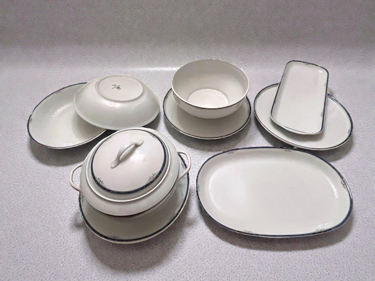 Tableware, Complete 94-piece Limoges Porcelain Dinner Service, 20th Century-photo-4