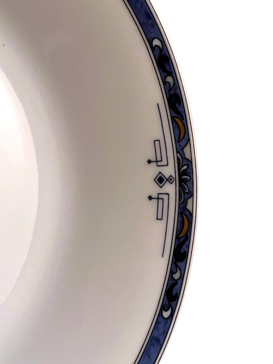 Tableware, Complete 94-piece Limoges Porcelain Dinner Service, 20th Century-photo-2