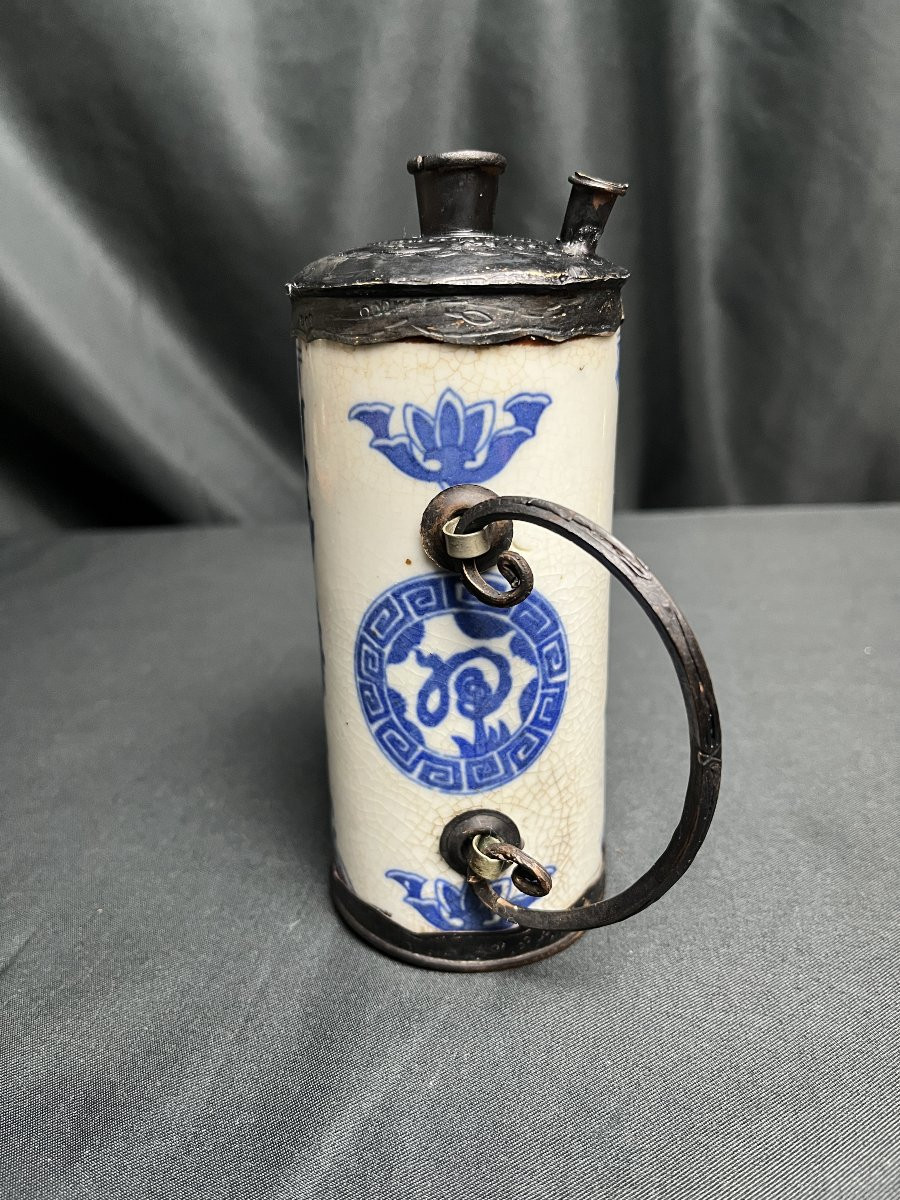 Asian Opium Pipe In White And Blue Porcelain, 18th Century-photo-3