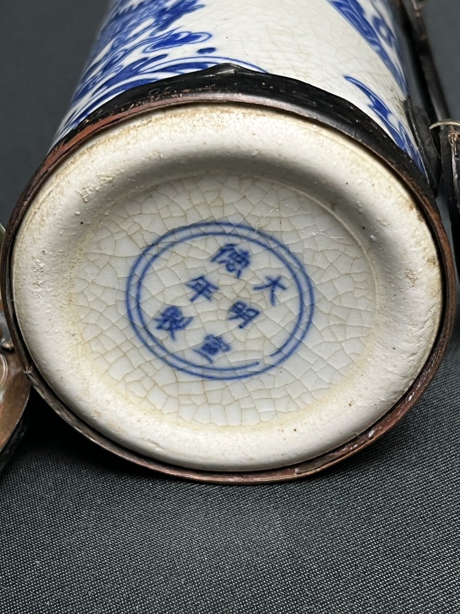 Asian Opium Pipe In White And Blue Porcelain, 18th Century-photo-1