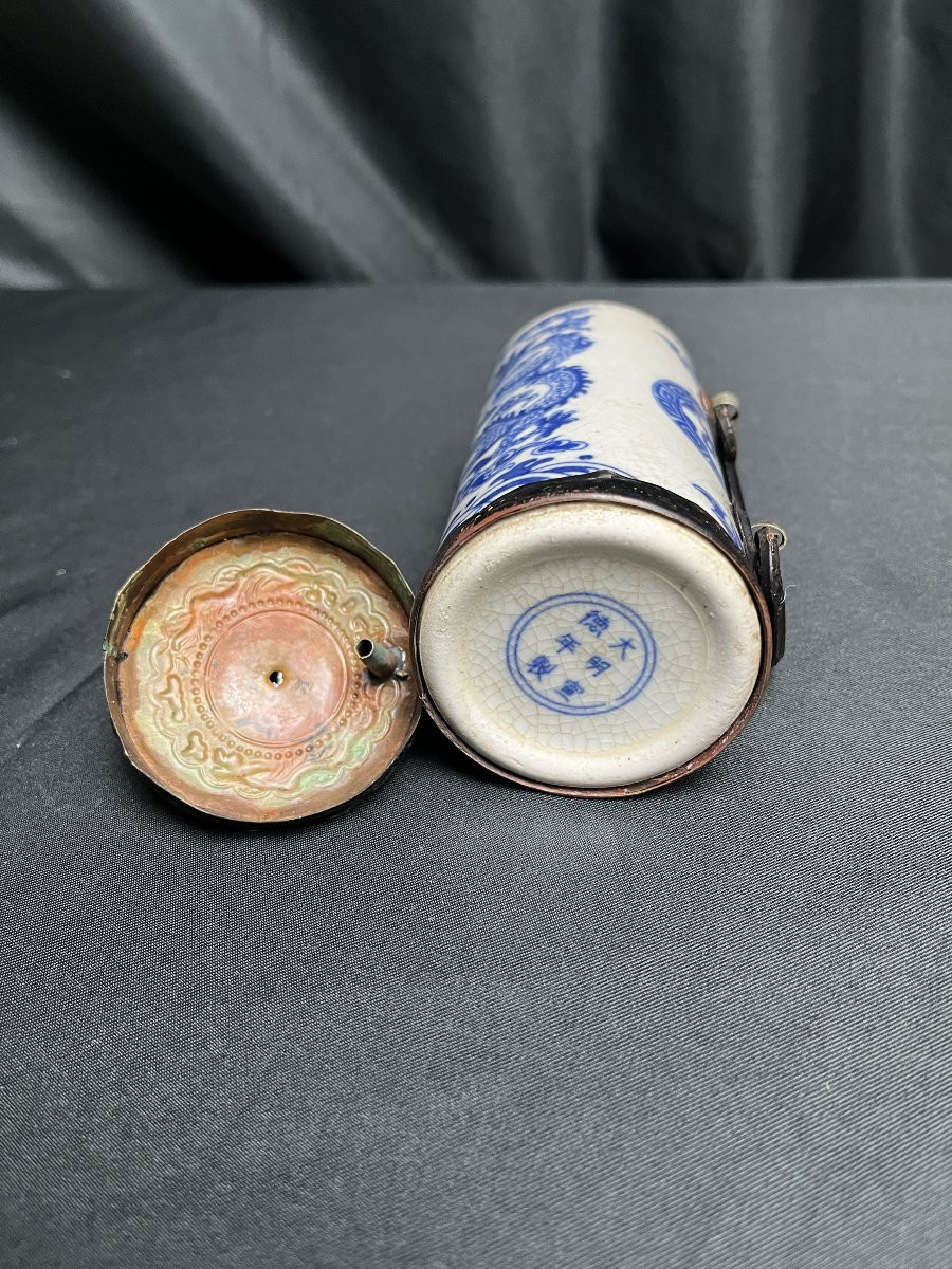 Asian Opium Pipe In White And Blue Porcelain, 18th Century-photo-2