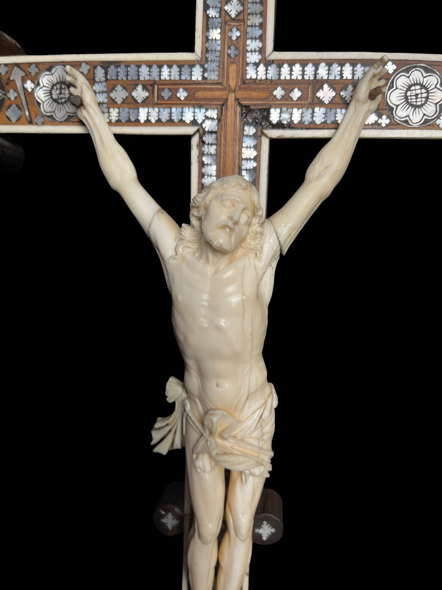 Antique Religious Object Christ Crucified Ivory Mother-of-pearl And Wood Jerusalem 19th Century-photo-4