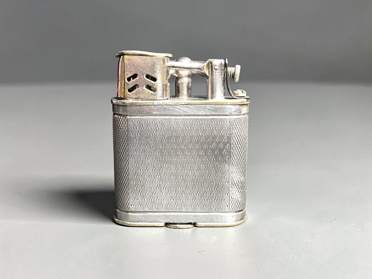 Objet de collection, briquet essence Dunhill Unique Sport vers 1930