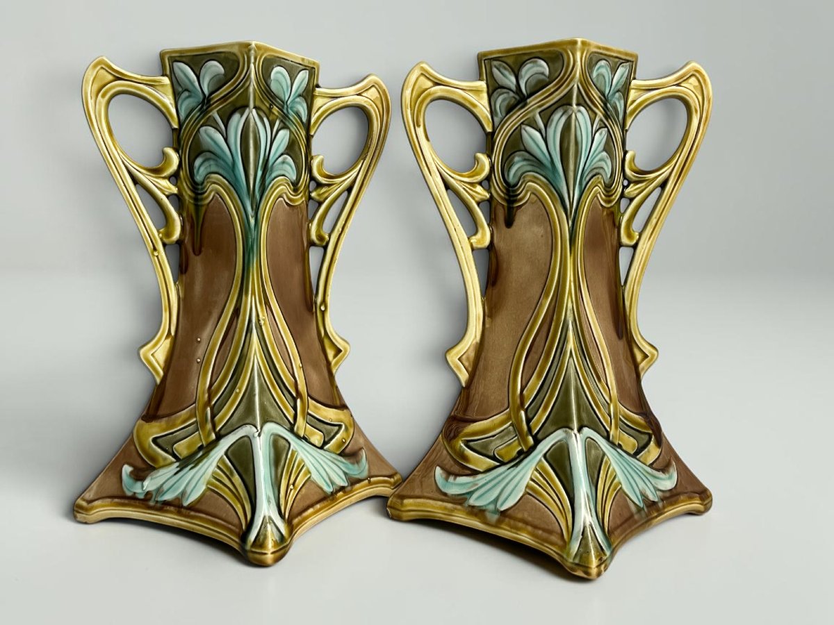 Art nouveau, deux vases barbotine Onnaing vers 1920