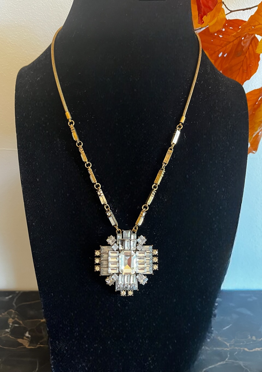 Roman Style Necklace - 1950s Parisian Fantasy 