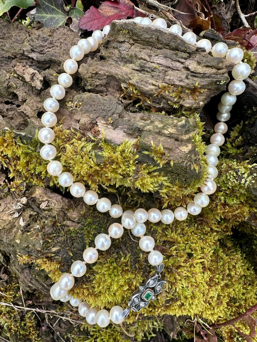 Art Deco Necklace In Cultured Pearls, Silver And Gold, Emerald And Small Diamonds – 1930s-photo-2