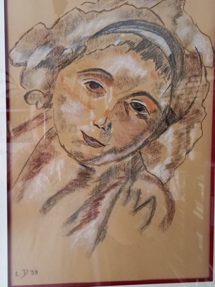 Portrait De Femme En Buste Au Pastel De Madame Laurence Dechin