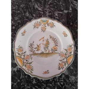 Scalloped Plate, Moustier