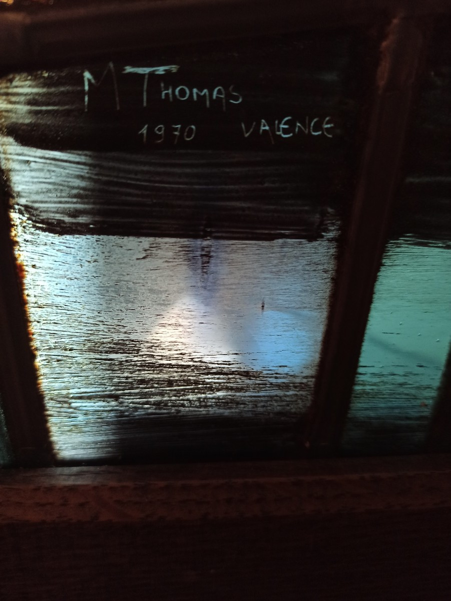 Important Vitrail moderniste signé et daté 1970-photo-7