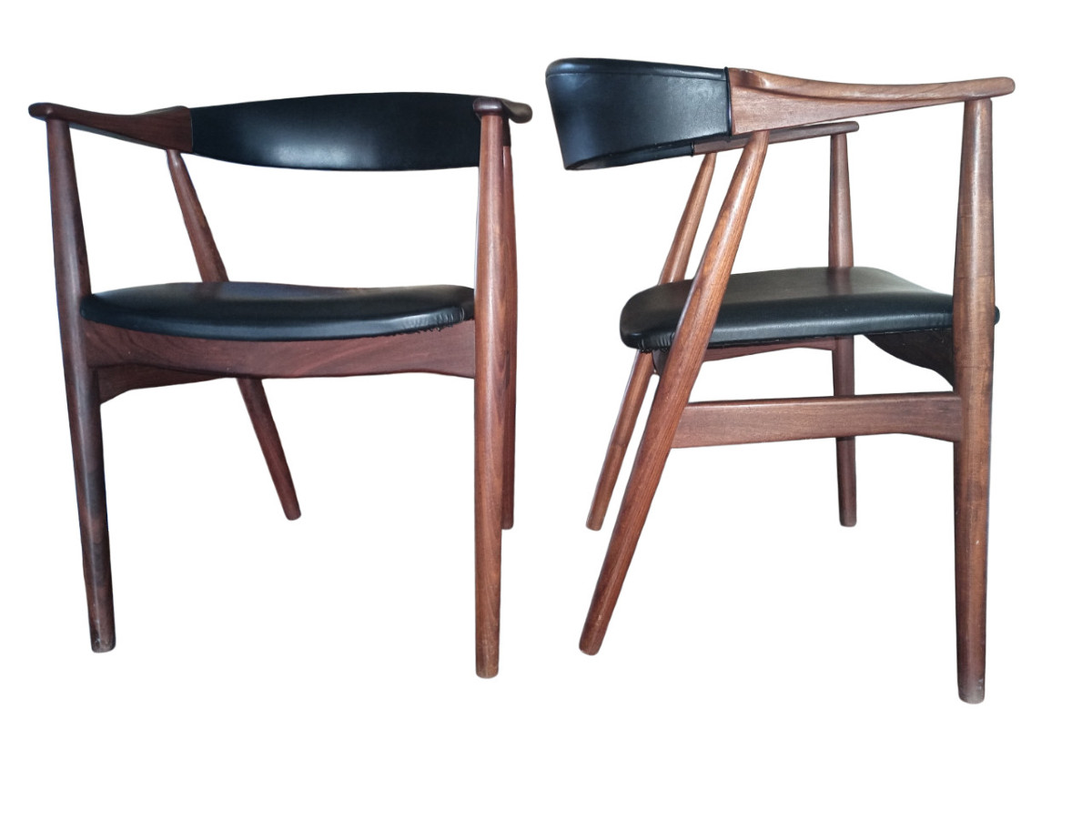 Paire de fauteuils en teck de Thomas Harlev par Farstrup Mobler vers 1960
