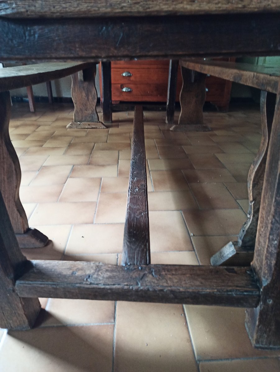 Cévennes-style Farmhouse Table And Benches -photo-1