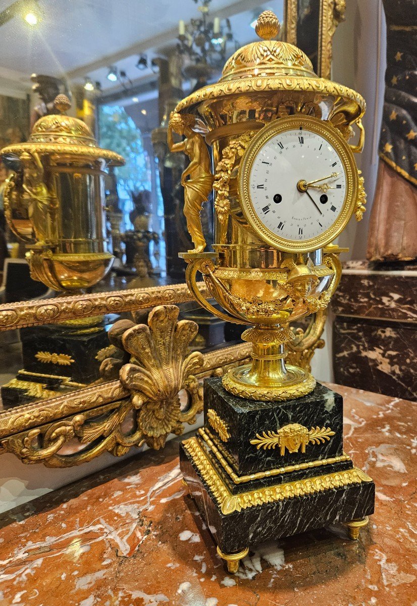 Important Gilt Bronze Clock Attributed To Pierre-philippe Thomire Empire Period 19th Century-photo-1