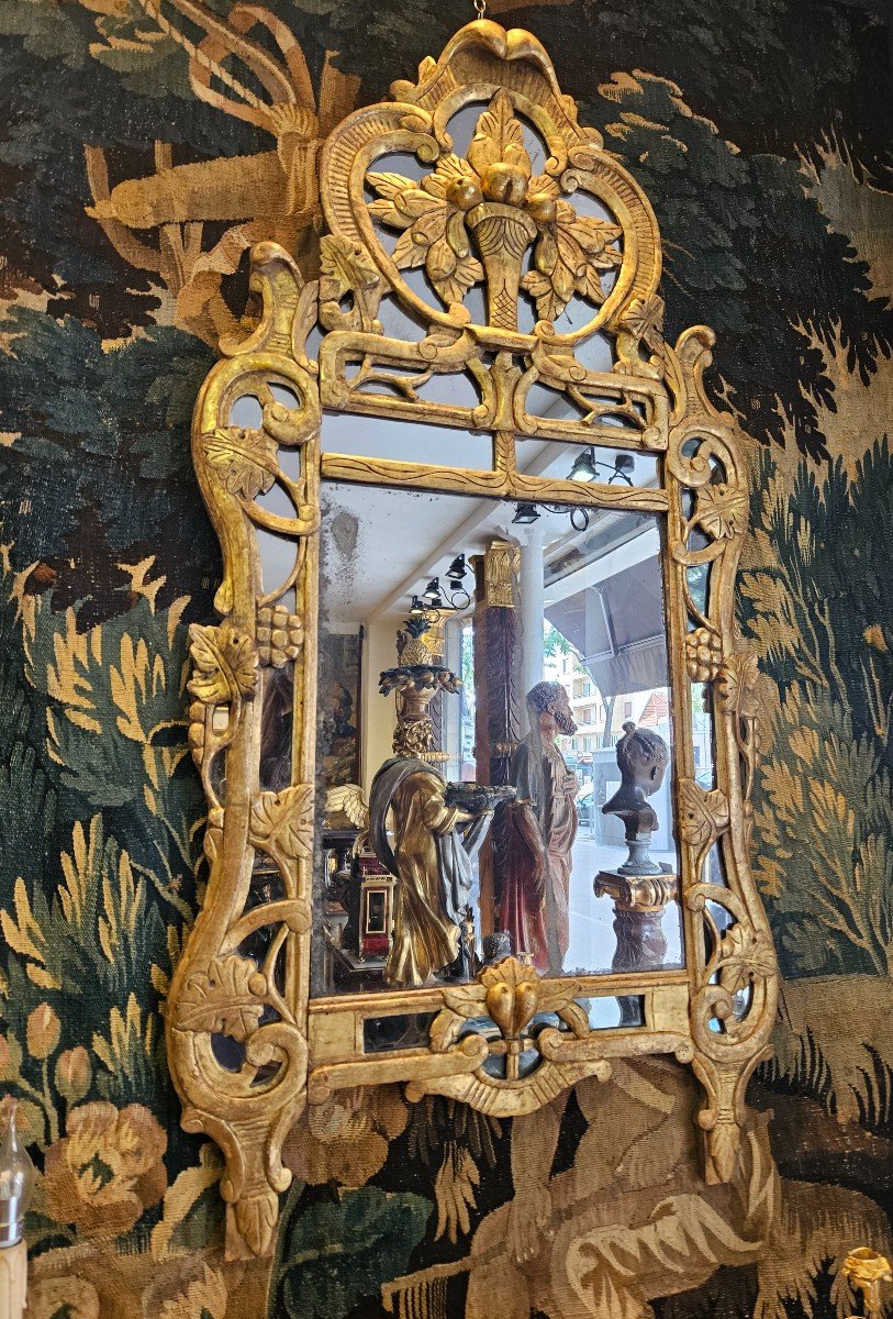 Miroir De Beaucaire En Bois Sculpté Et Doré Provence XVIII ème 
