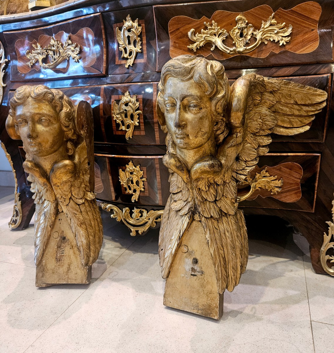 Pair Of Angels In Carved And Gilded Linden, Regency Period, Early 18th Century-photo-2