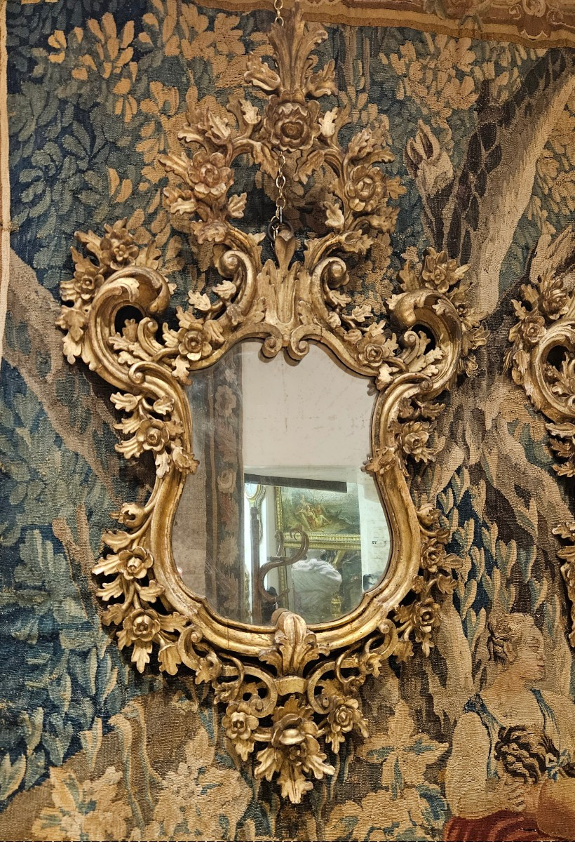 Paire De Grands Miroirs Vénitiens En Tilleul Sculpté Et Doré XVIII ème-photo-5