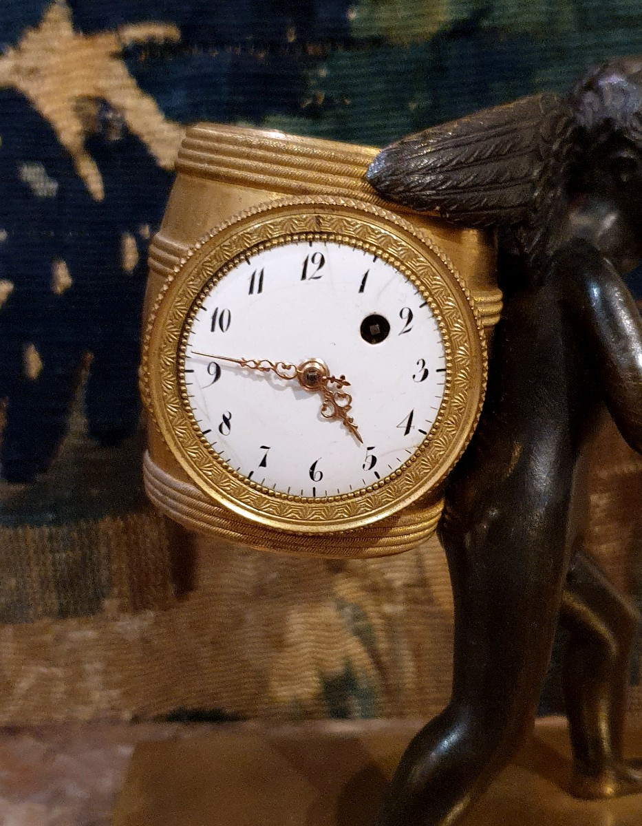 Pendulette En Bronze Doré Et Patiné d'Epoque Empire XIX ème -photo-3