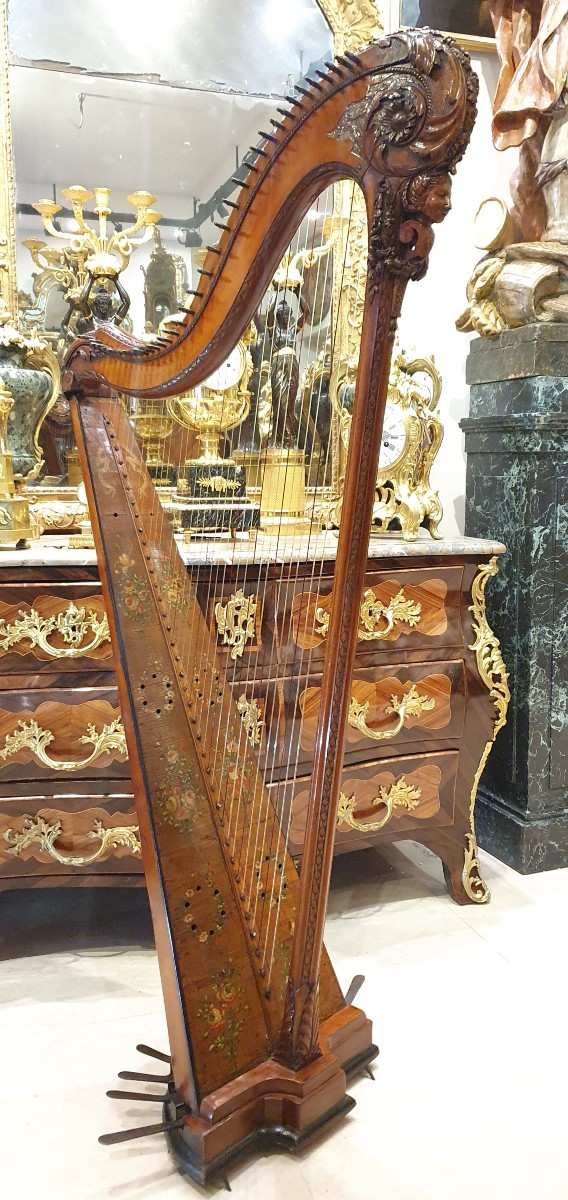Carved Wooden Harp Signed "rémi à Paris", Louis XVI Period, 18th Century 