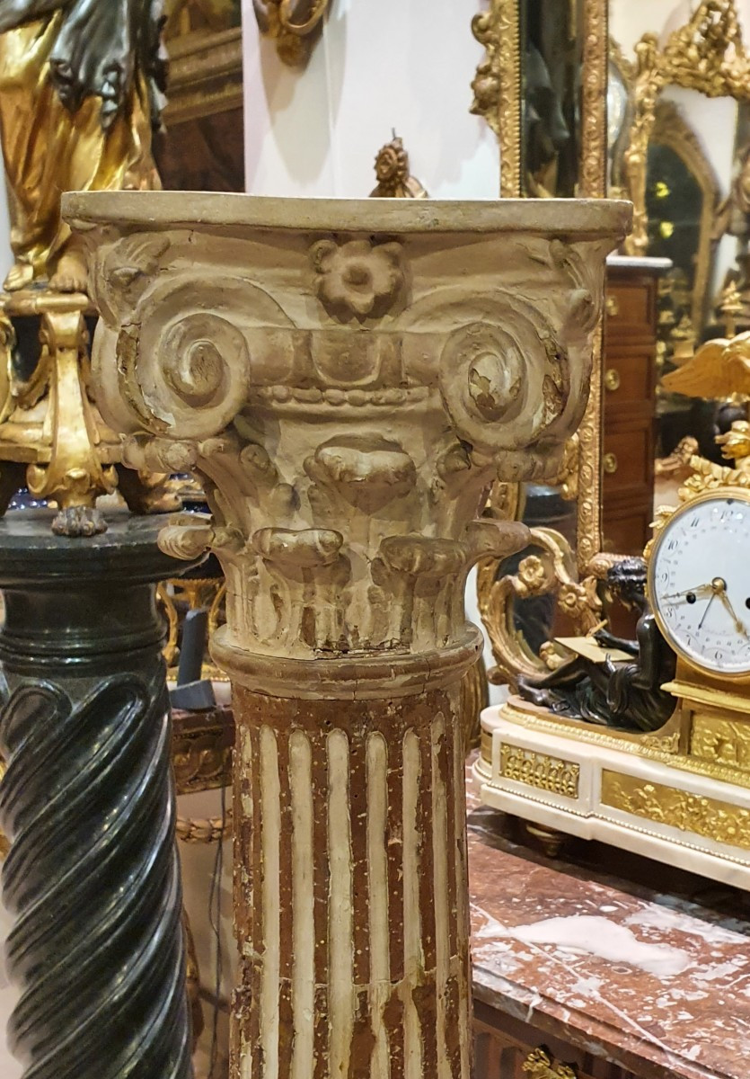 Carved Walnut Column, Louis XIV Period, 17th Century -photo-3