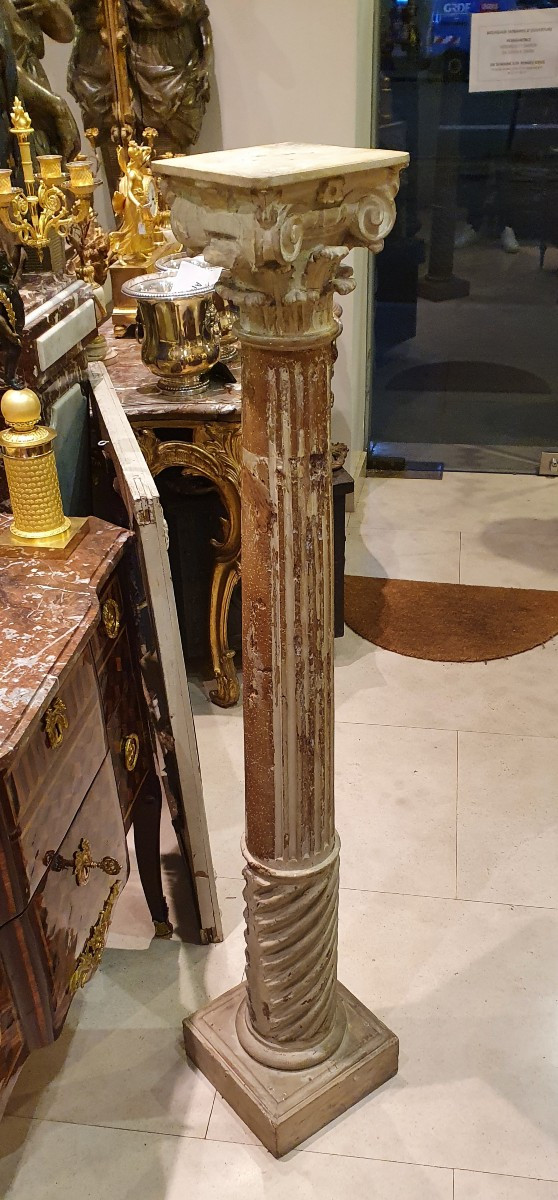 Carved Walnut Column, Louis XIV Period, 17th Century -photo-5
