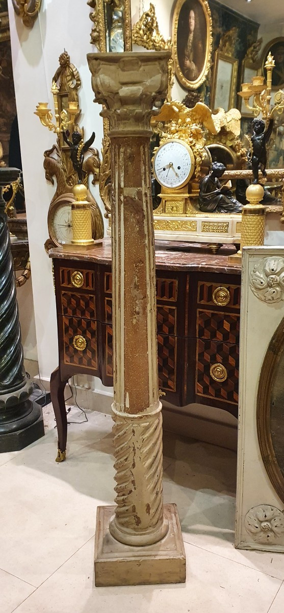 Carved Walnut Column, Louis XIV Period, 17th Century -photo-7