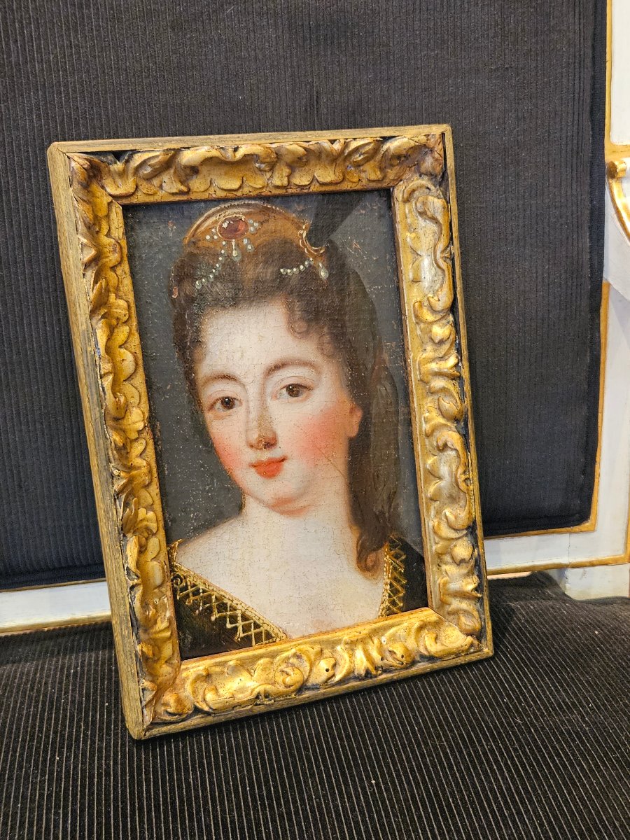 Portrait Of Louise Françoise De Bourbon, 18th Century -photo-2