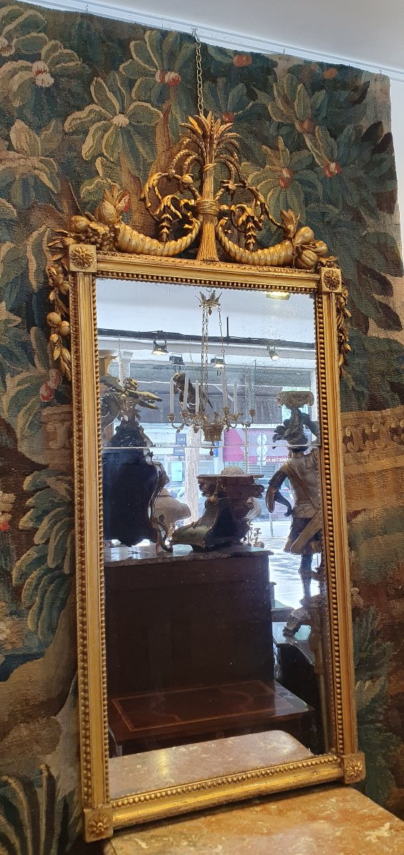 Large Carved And Gilded Wooden Mirror, Louis XVI Period, 18th Century 